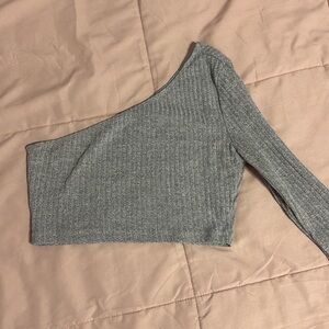 Super cute I js don’t wear it